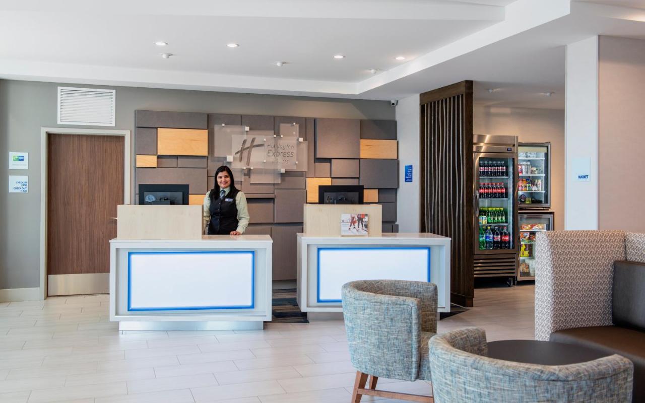 Express & - East By Ihg